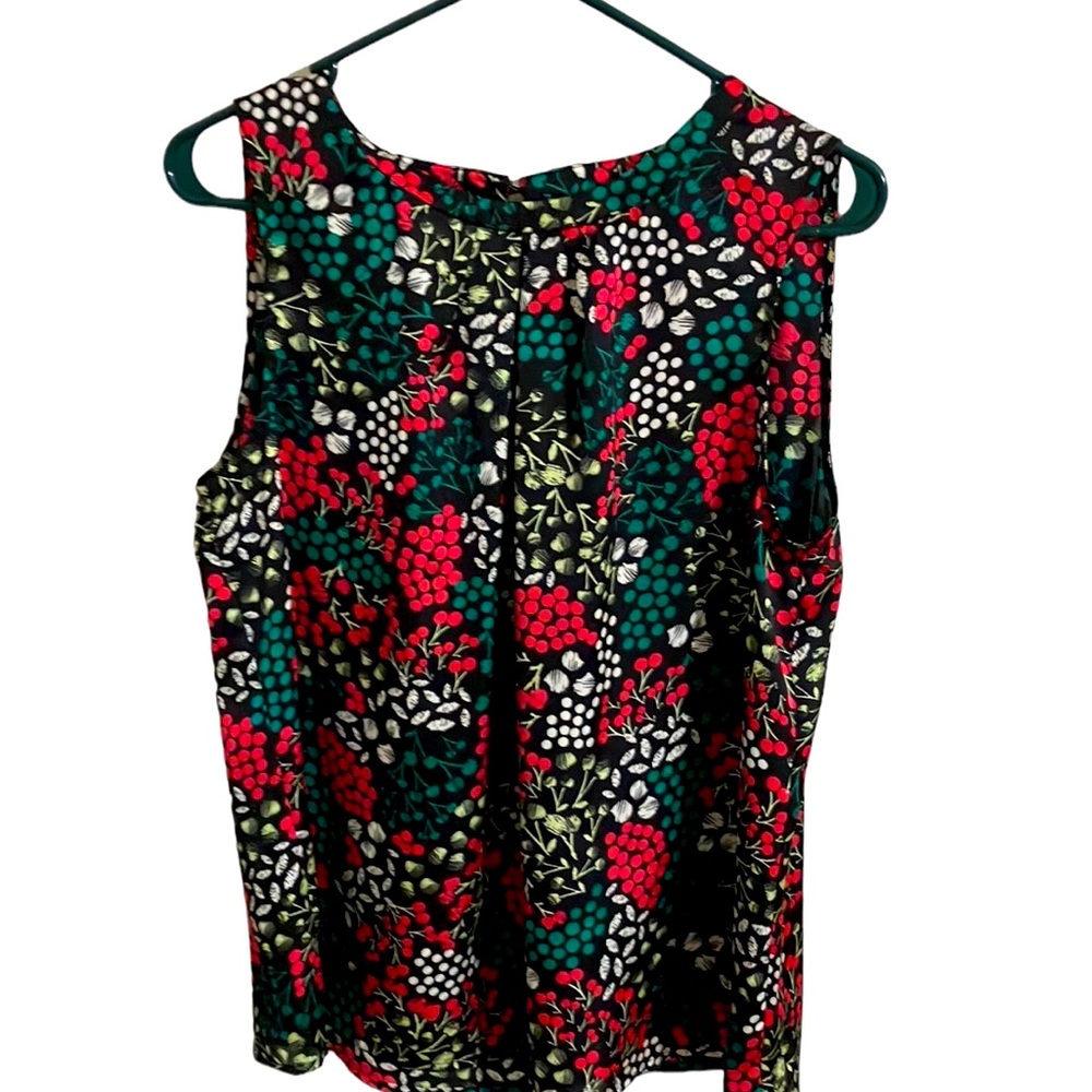 Nine West sleeveless blouse